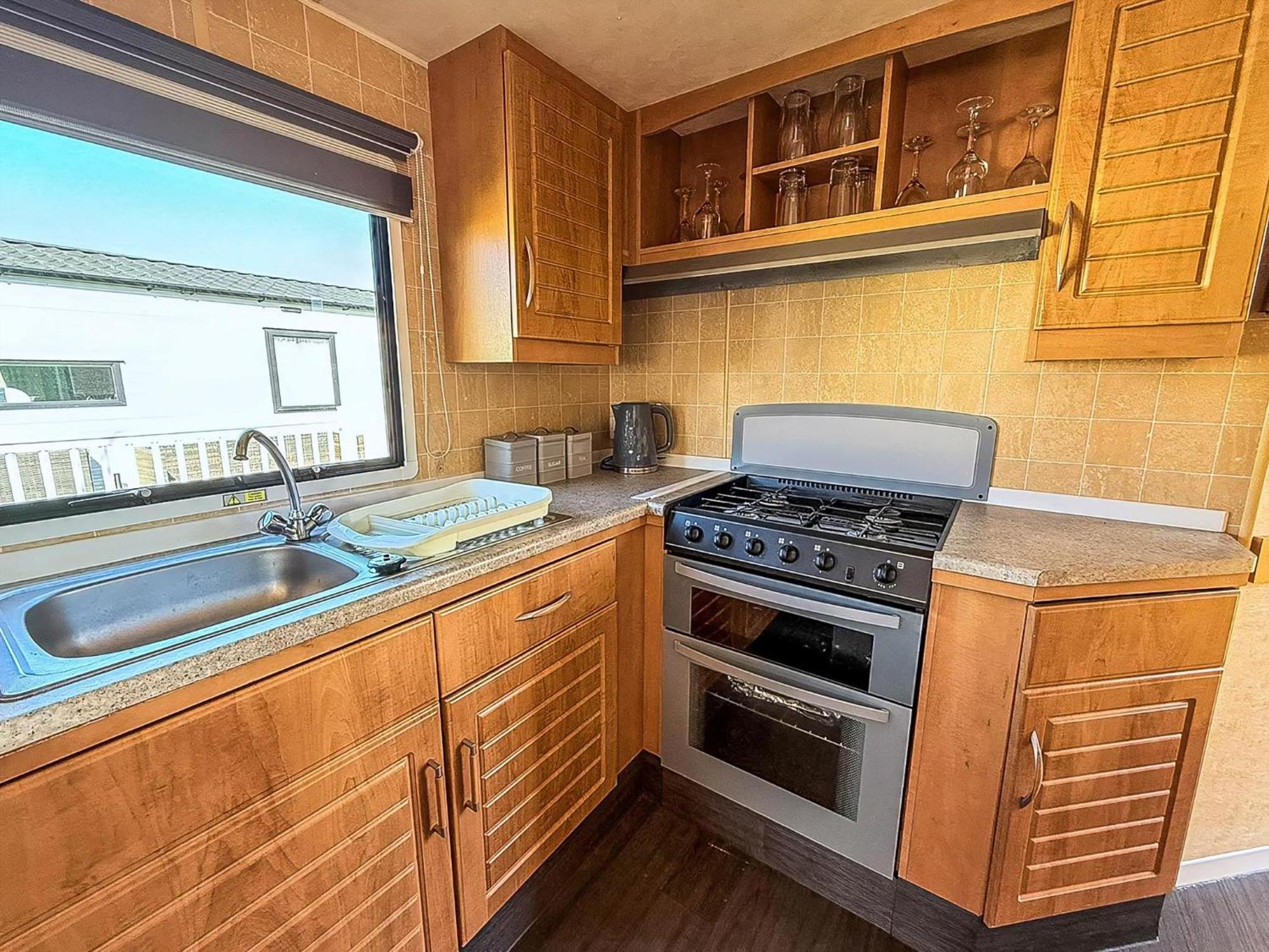 8 Berth Caravan With Free Wifi At Heacham Holiday Park In Norfolk Ref 21008E Экстерьер фото
