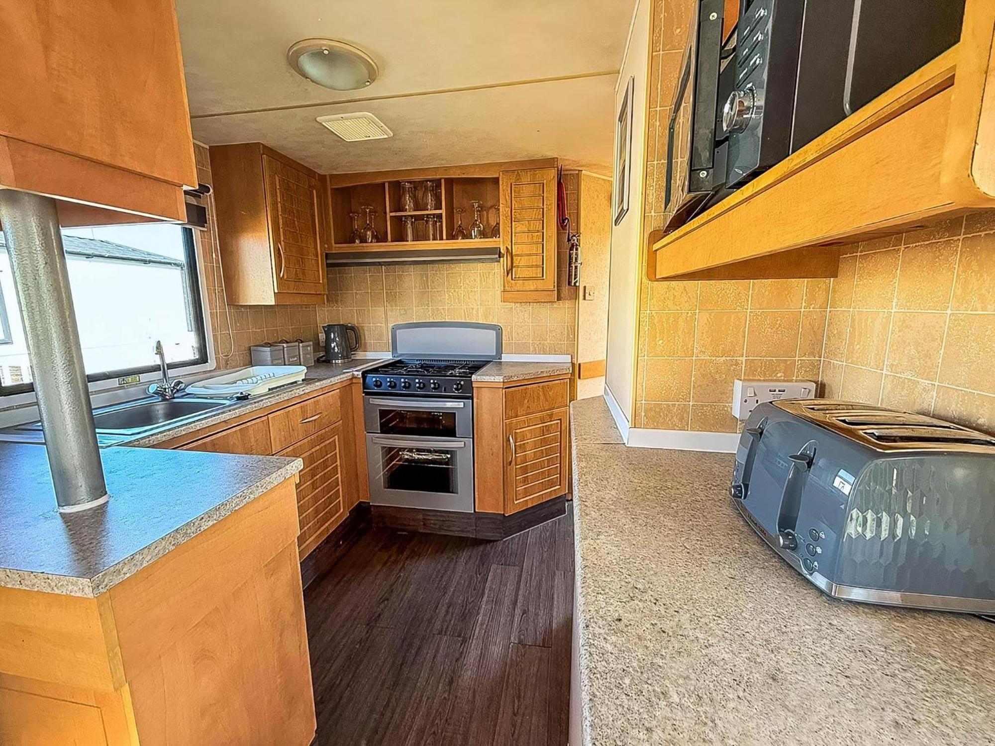 8 Berth Caravan With Free Wifi At Heacham Holiday Park In Norfolk Ref 21008E Экстерьер фото